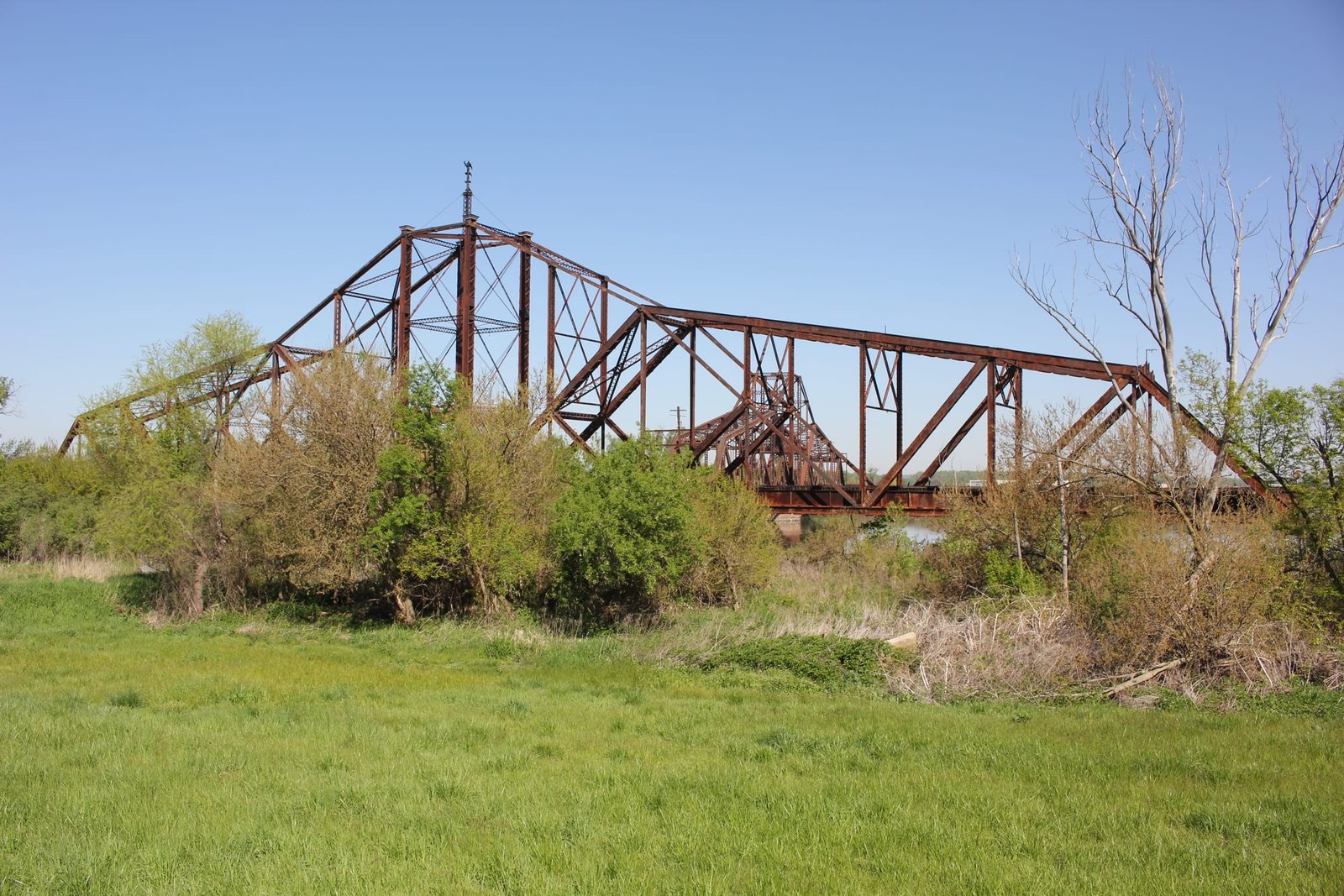 Iowa swing span (span #2)